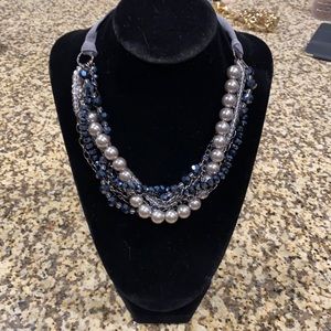 Ann Taylor necklace - excellent condition - worn once